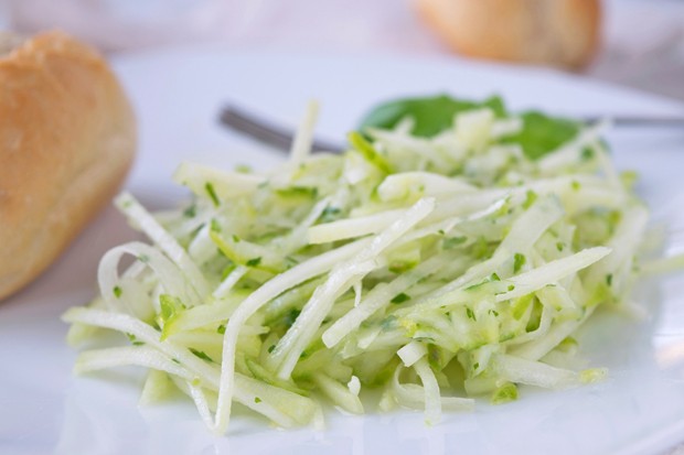 Kohlrabi-Gurken-Salat
