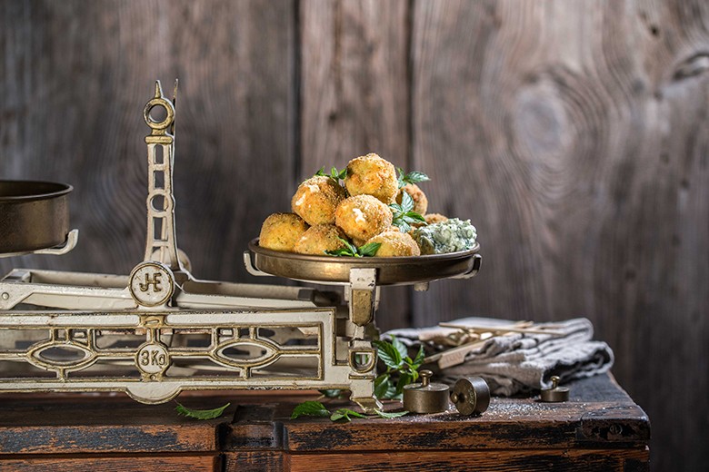 Zucchini-Schafskäse-Bällchen