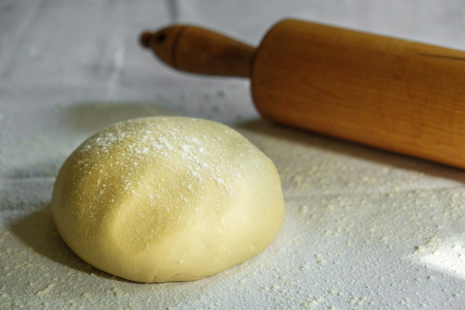 Apfelstrudel mit selbstgemachtem Teig