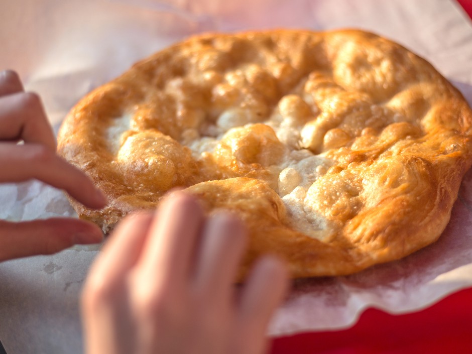 Regionales Streetfood, Bosna & Lángos