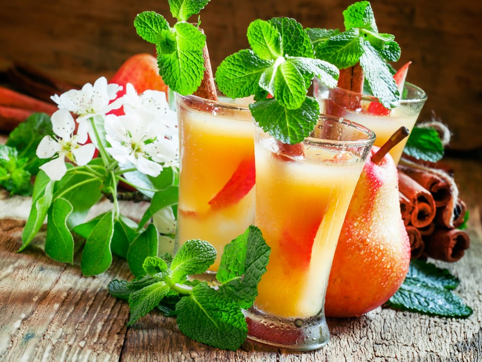 Apfel-Birnensaft Gin-Cocktail