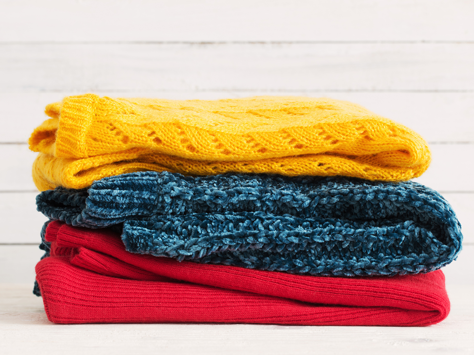 Stellen Sie den Tisch auf Menstruation Negativ pullover nach dem waschen fusselig Kleidung