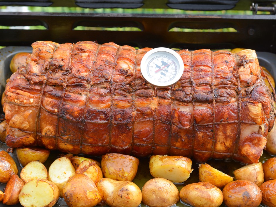 So testet man, ob der Braten innen gar ist!