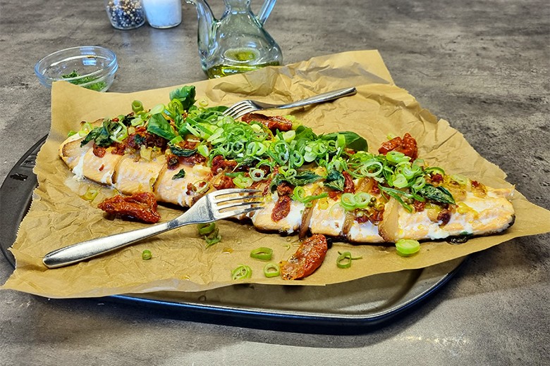 Lachsfilet mit Lardo