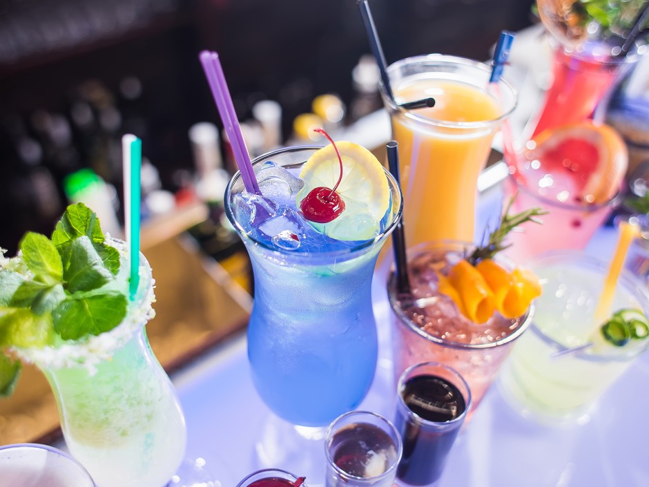 Cocktails für den kunterbunten Fasching