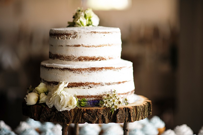 Semi-Naked-Cake