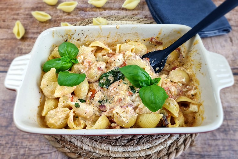 Tomaten-Feta-Pasta