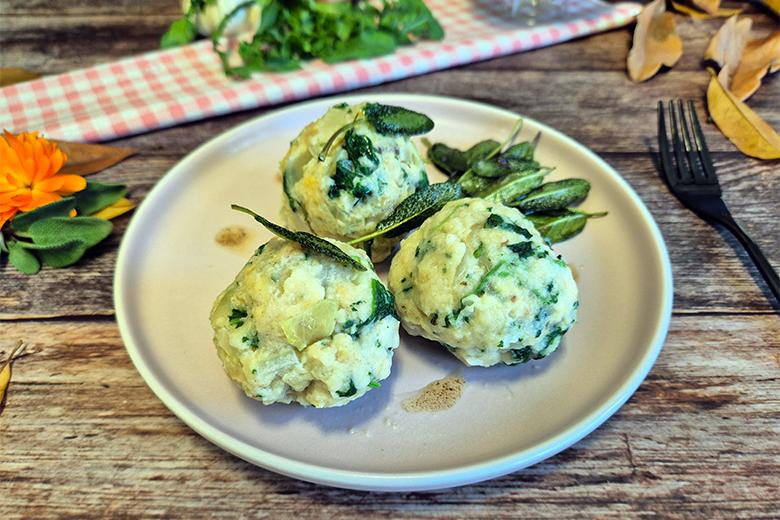 Wildkräuter-Knödel
