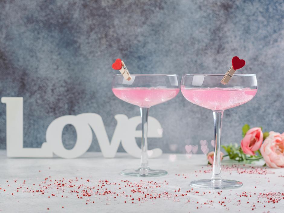 Romantische Valentinstags-Cocktails