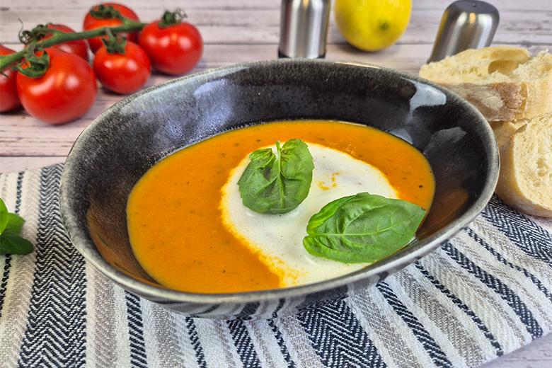 Leichte Tomatencremesuppe