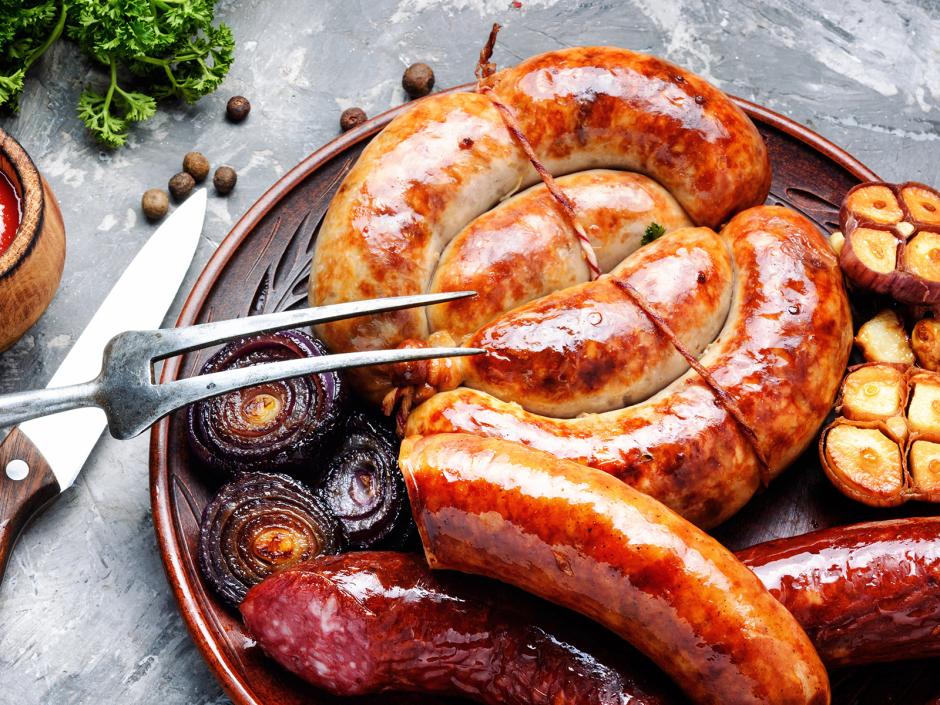 Würste grillen - die perfekte Bratwurst