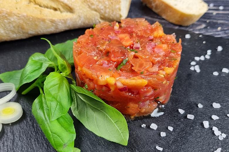Tomaten-Tatar Paradeiser in Perfektion