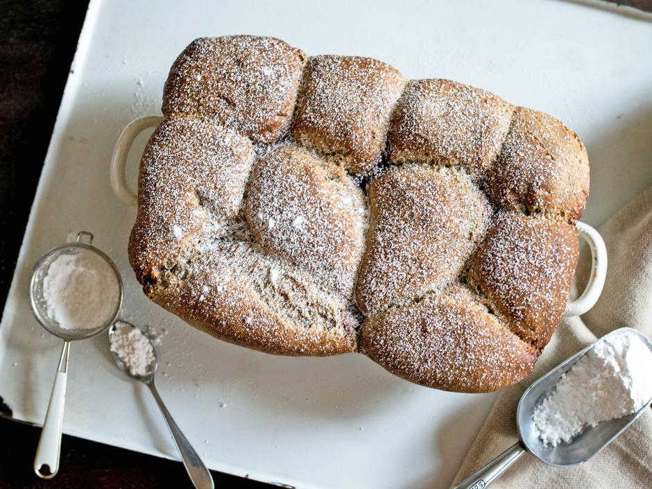 Mohnbuchteln auf besoffenem Birnenkompott