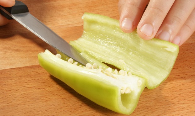 Paprika schnell und richtig schneiden