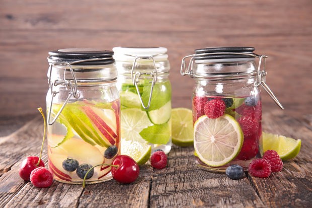 Detox Wasser - der ultra gesunde Drink
