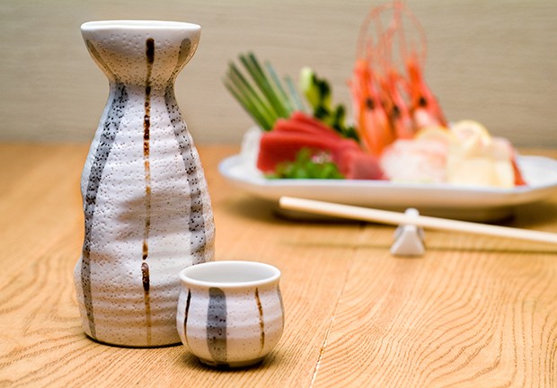 Was trinkt man zu Sushi?