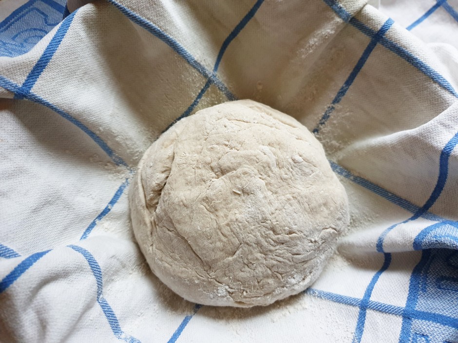 Einfaches Dinkelbrot