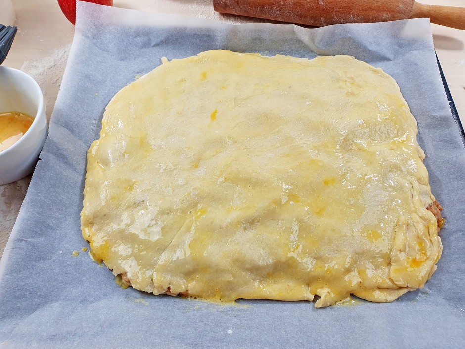 Gedeckter Apfelkuchen