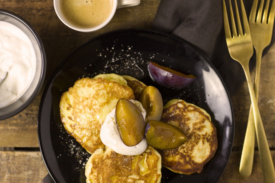 Topfen-Pancakes mit Zimtcreme