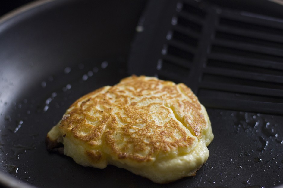 Topfen-Pancakes mit Zimtcreme