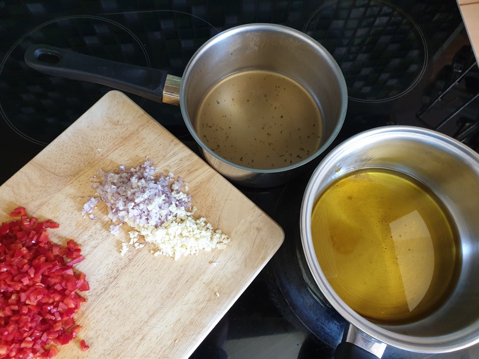 Tortilla mit Pulled Lachs und Salsa