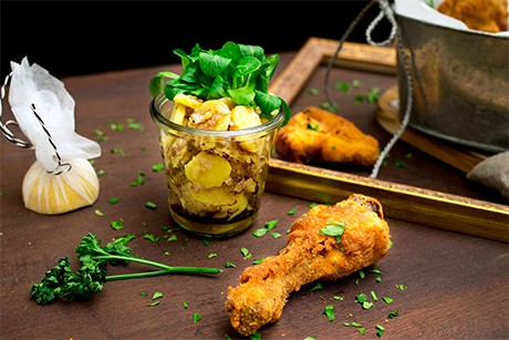 Wiener Backhendl mit Kartoffelsalat