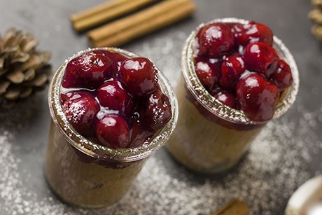 Schokomousse mit Zimtweichseln