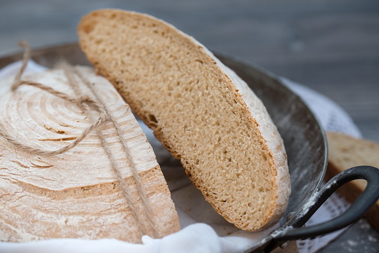 Einfaches Dinkelbrot