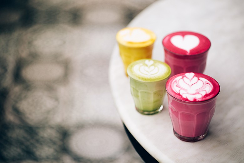 Trendige Latte Getränke für die kalte Jahreszeit