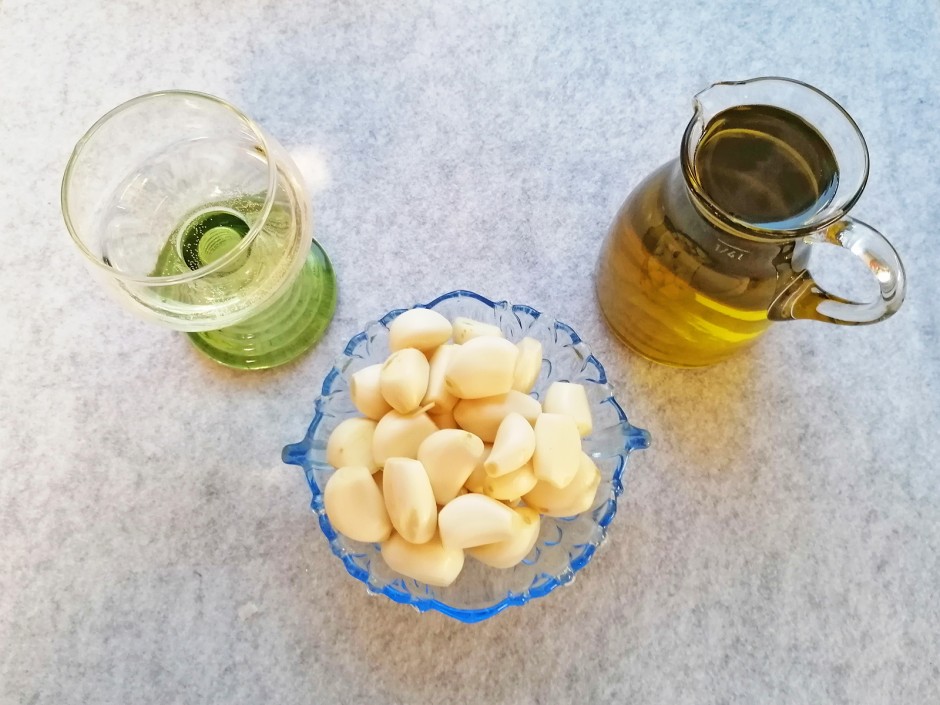 Knoblauchpaste mit Weißwein Zubereitung
