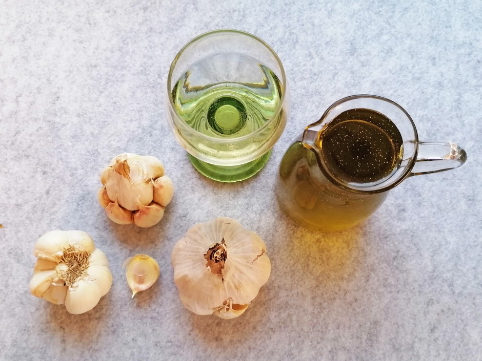 Knoblauchpaste mit Weißwein Zutaten