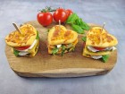 Mediterrane Pizzaherzen-Sandwiches