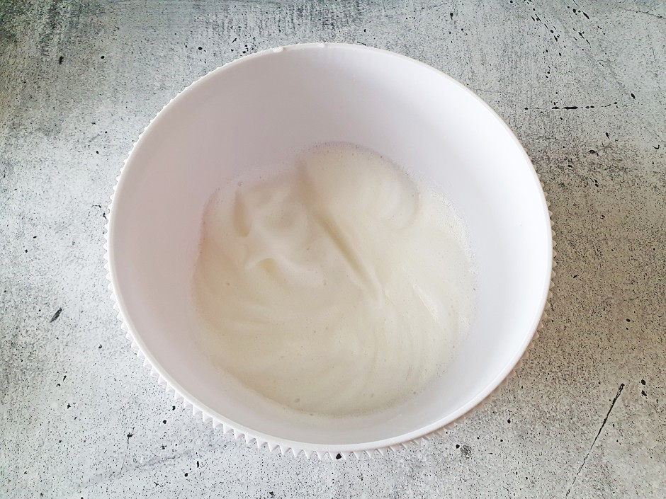 Eiklar zu Eischnee schlagen