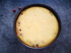 Torte aus dem Ofen nehmen