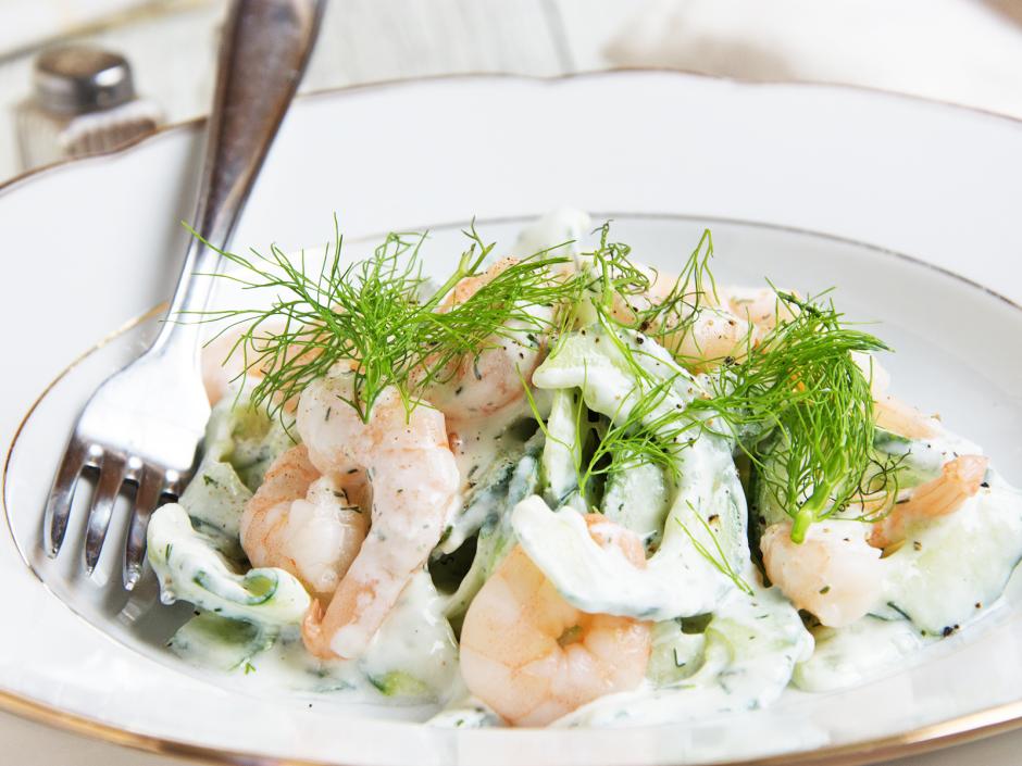 Gurkensalat mit Shrimps