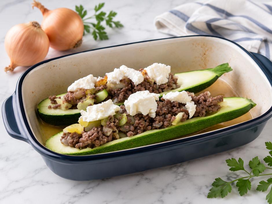 Gefüllte Zucchini mit Faschiertem