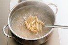 Nudelsalat mit Schafskäse