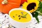 Kürbiscremesuppe mit Kartoffeln