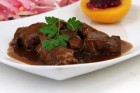 Wildschweinragout in Portweinsoße