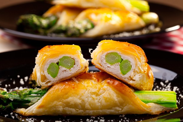 Strudel mit Spargel und Lungenbraten