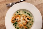 Risotto mit Erbsen und Shrimps