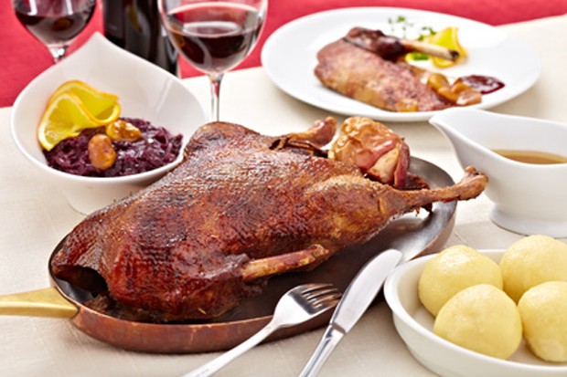 Gans mit Maronifülle
