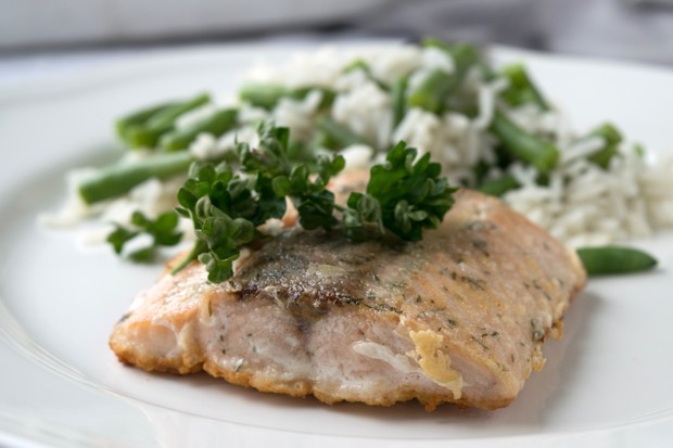 Tag 5: Lachsfilet mit Reis und Fisolen