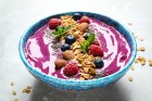 Roter Smoothie Bowl