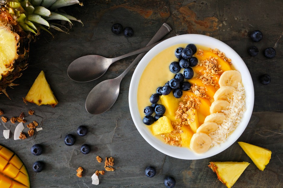 Smoothie Bowl mit Ananas