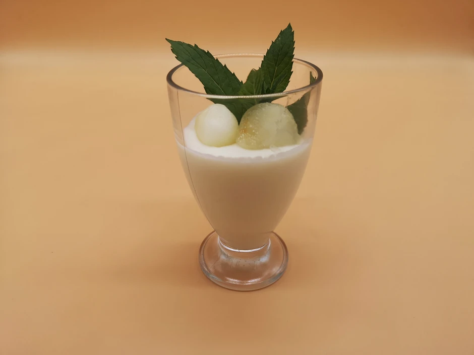 Melonen-Joghurt-Mousse