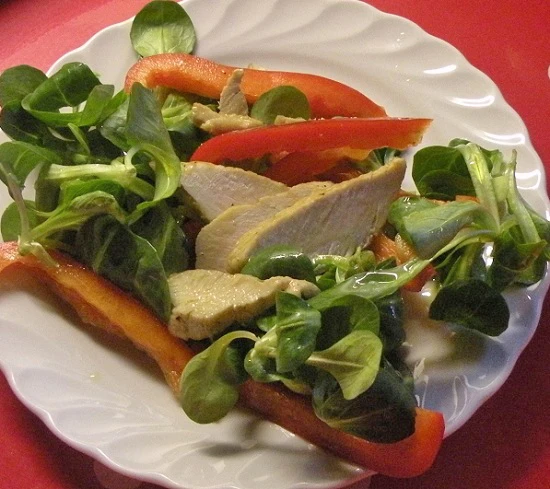 Feldsalat mit H&auml;hnchenbrust