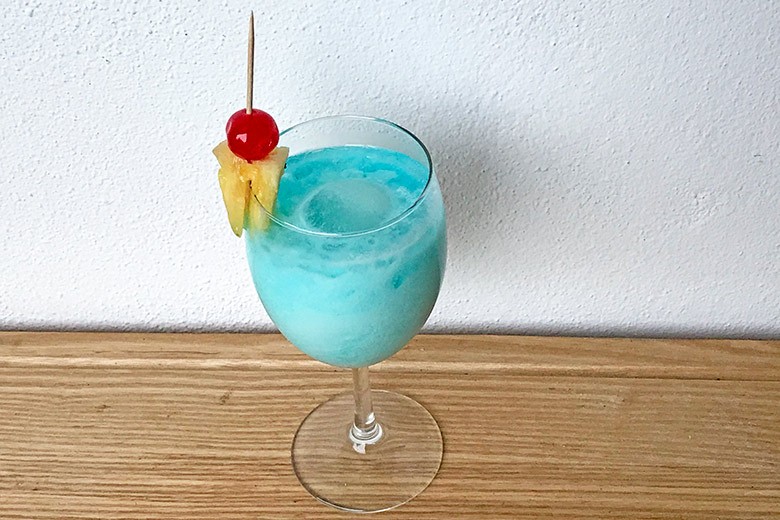 Blue Curacao-Milch-Drink