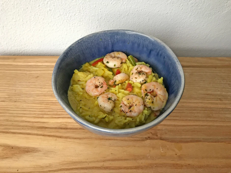 Thai-Curry mit Huhn und Garnelen