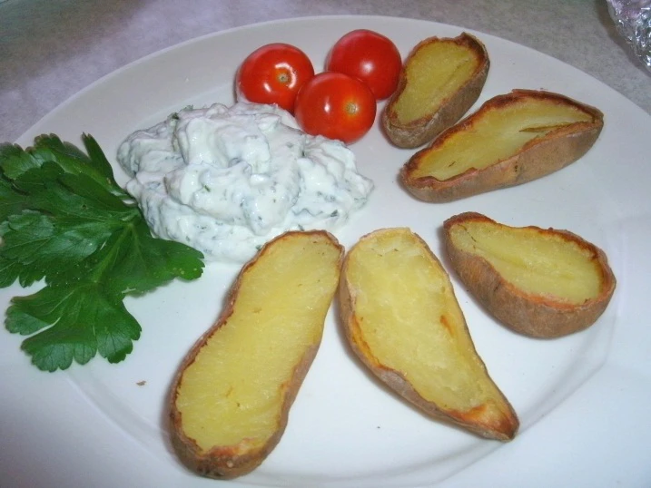 Braterd&auml;pfel mit Kr&auml;utertopfen